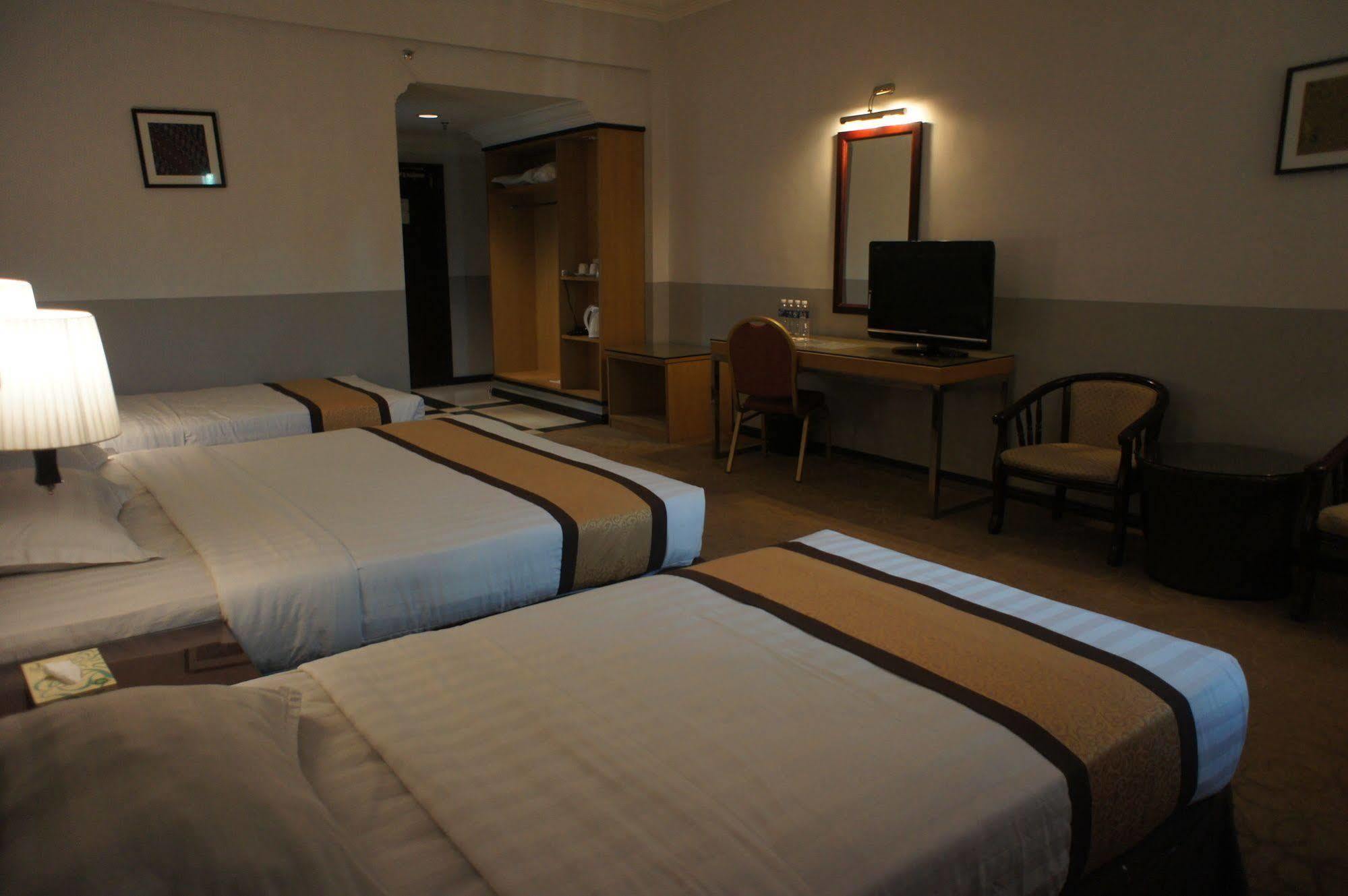 Tyng Garden Hotel SDK Exterior foto