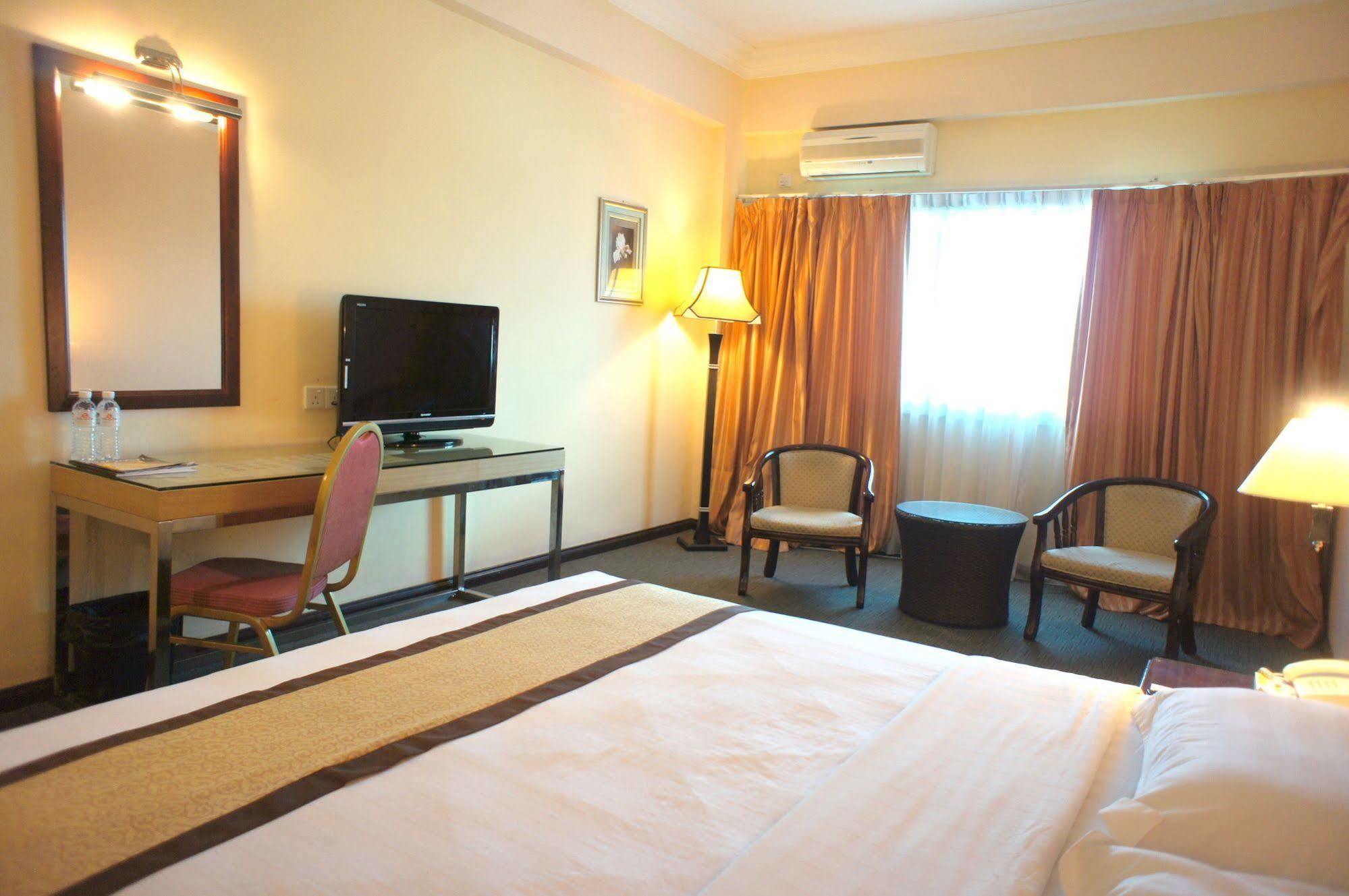 Tyng Garden Hotel SDK Exterior foto